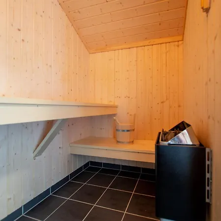 Lejlighed Schicke Huette Fuer 8 Personen Mit Sauna